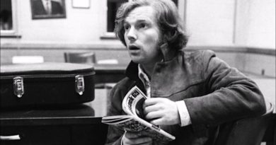 The Meaning of Van Morrison’s “Into The Mystic”