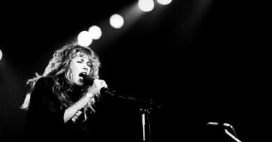 The Meaning of Fleetwood Mac’s “Rhiannon”